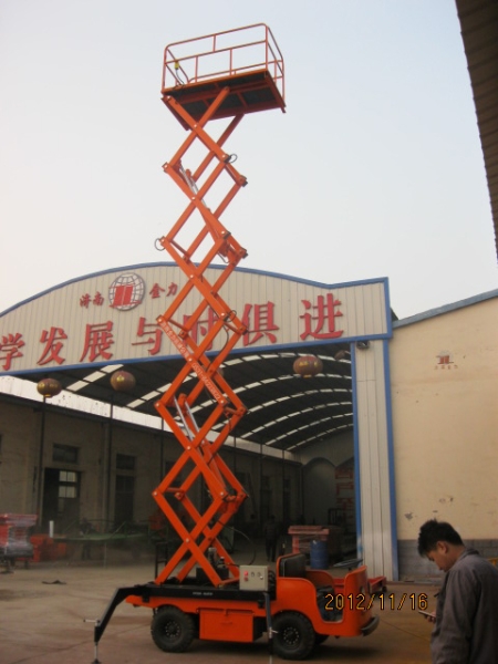 沧州自行式升降机